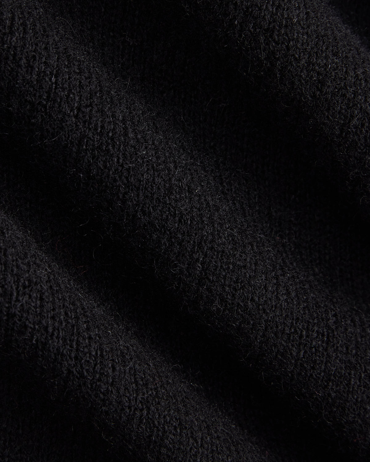 Cashmere High V Boyfriend Sweater in Black — detail view