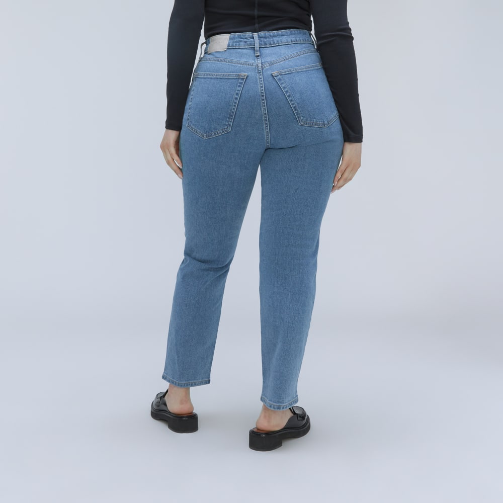 The Cheeky Hourglass Jean in Stone-Washed Sky — alternate view