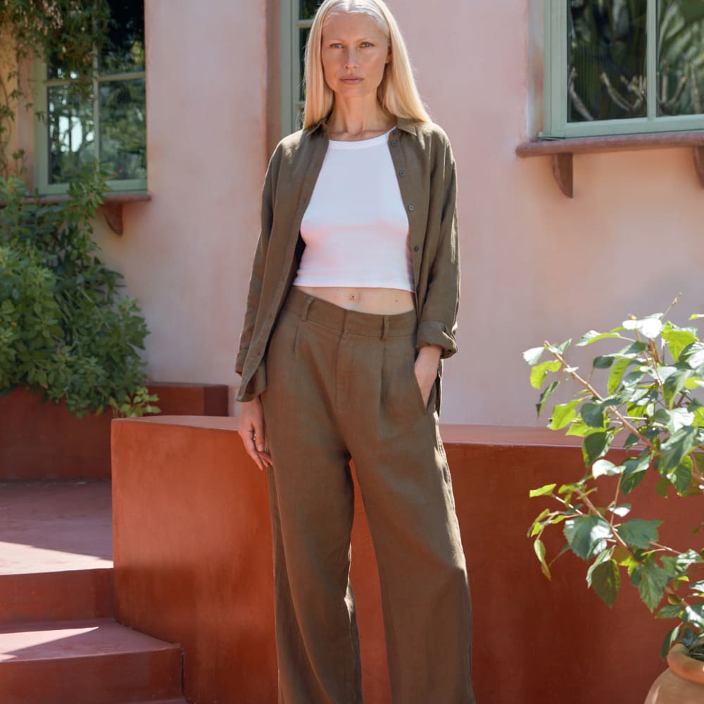 The Linen Way-High® Drape Pant in Beech — detail view
